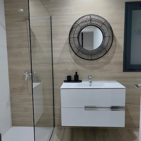 Casa Fuerte Y Levamt Apartman