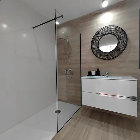 Apartman Casa Fuerte Y Levamt Villaverde