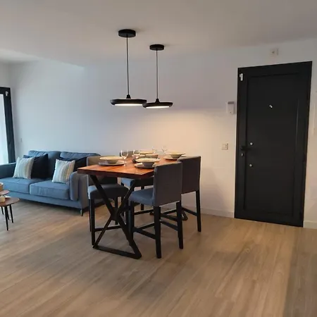 Apartman Casa Fuerte Y Levamt Villaverde