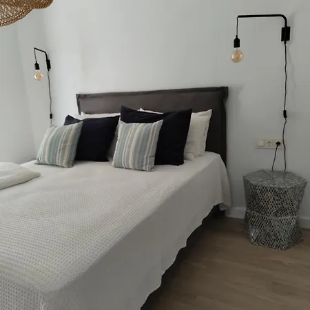 Casa Fuerte Y Levamt Apartman Villaverde